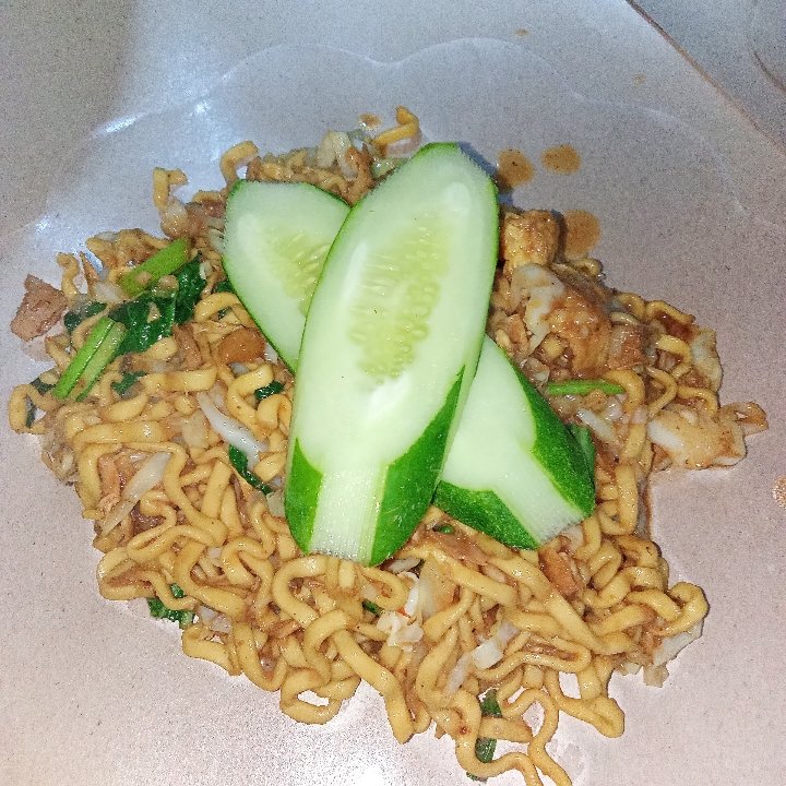 MIE TEK-TEK GORENG 