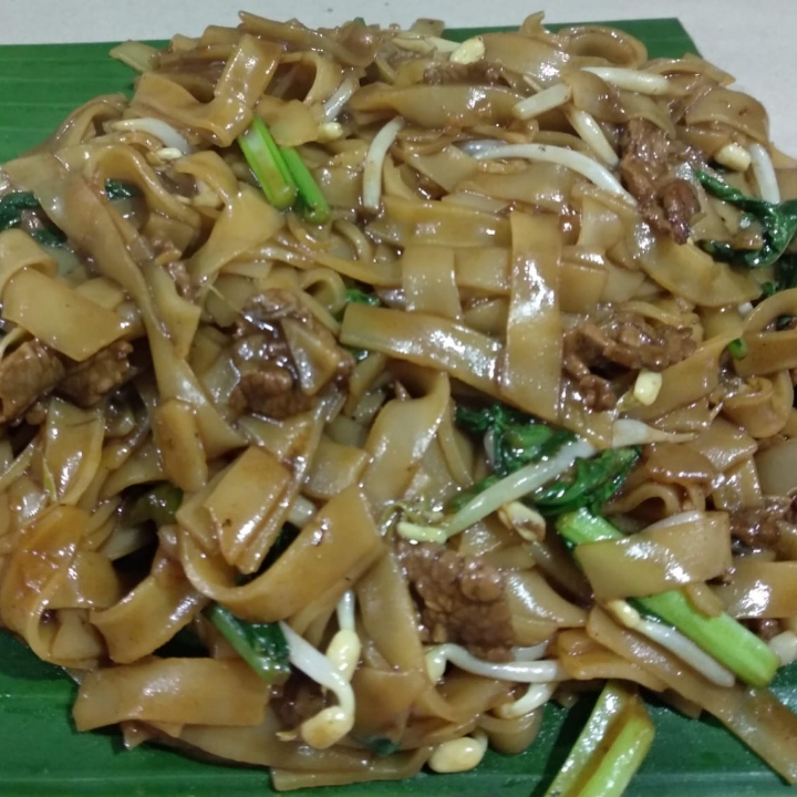 MIE TIAU GORENG DAGING SAPI 