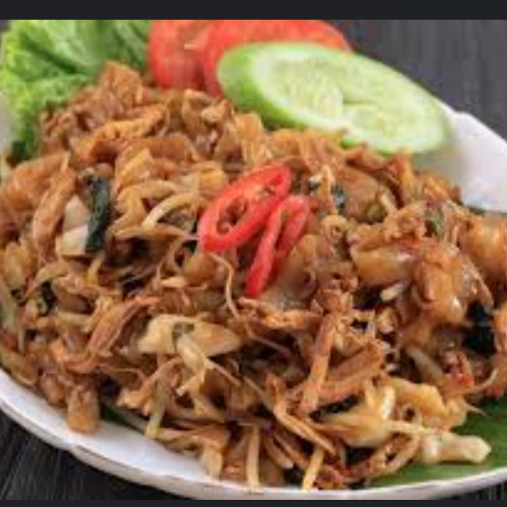 MIE TIAW GORENG AYAM SUWIR 