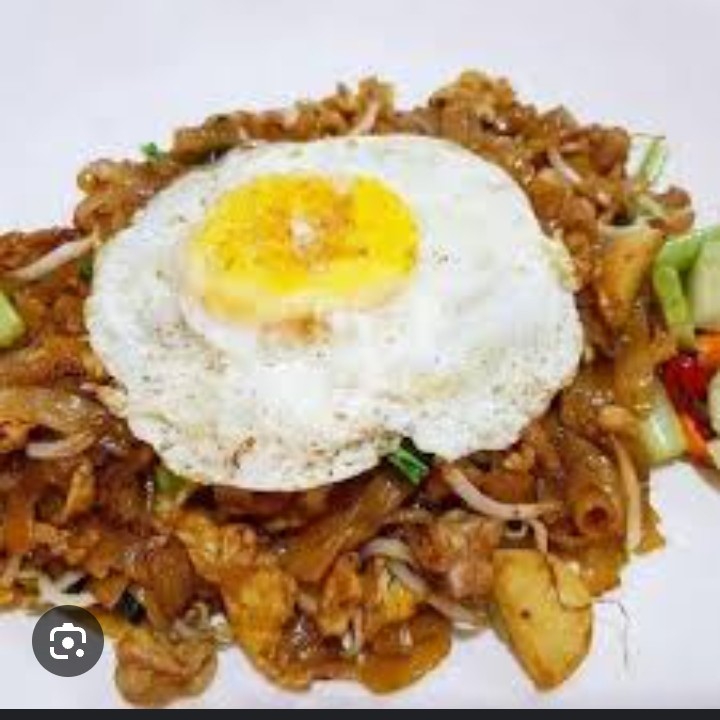 MIE TIAW GORENG TELUR 