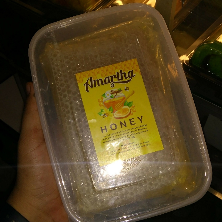 Madu Amartha