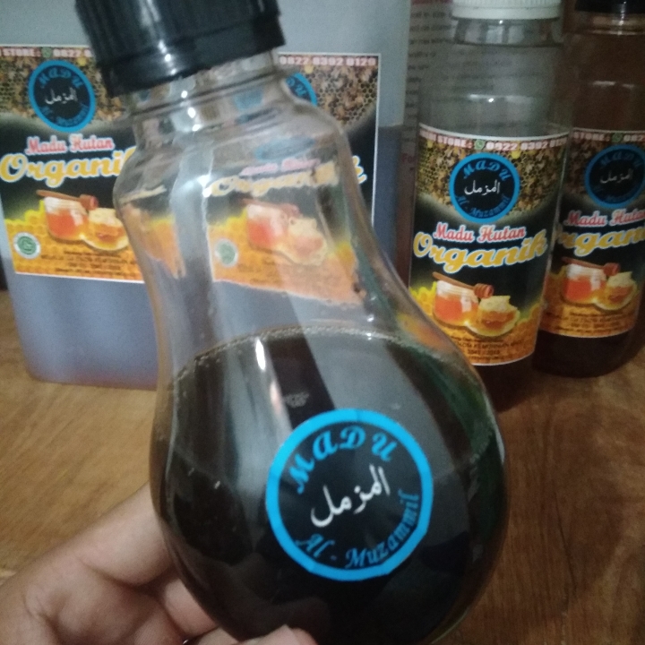 Madu Hitam Pahit Alami Dari Hutan Sumatera Barat
