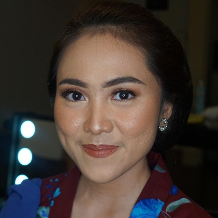 Make Up Hair Do 3