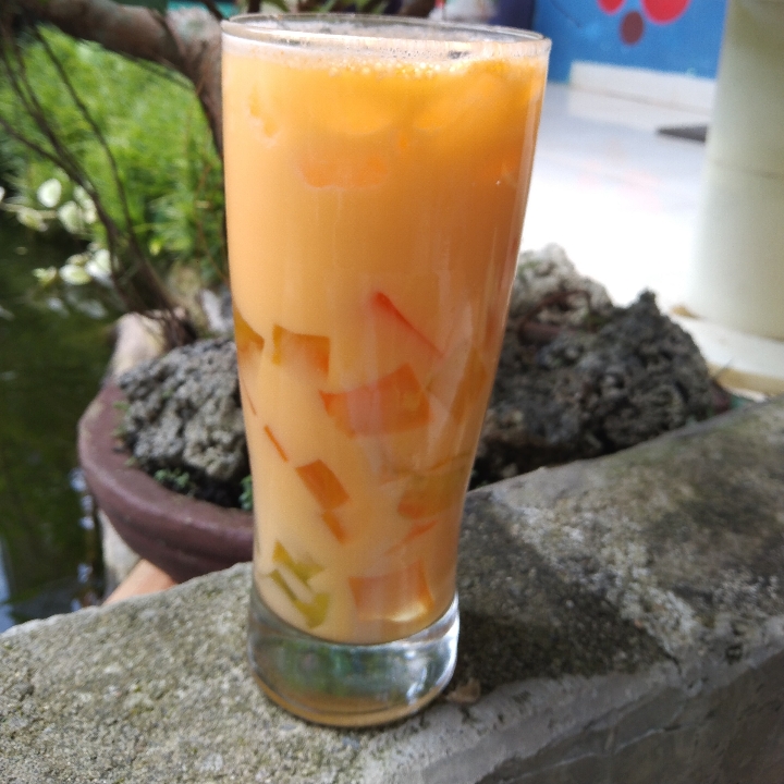 Mango Jelly Ice Milk