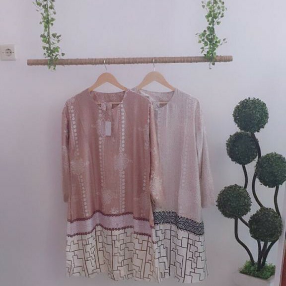 Mara Tunic