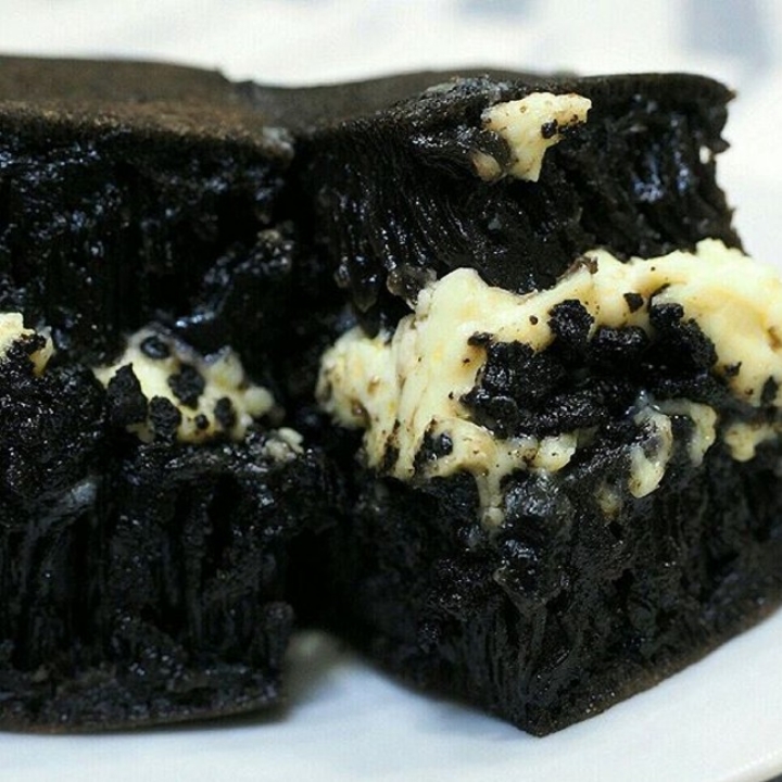 Martabak Coklat Hitam