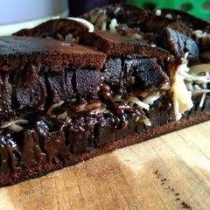 Martabak Coklat Keju Hitam