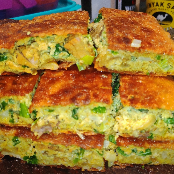 Martabak Istimewa Isi Daging Sapi