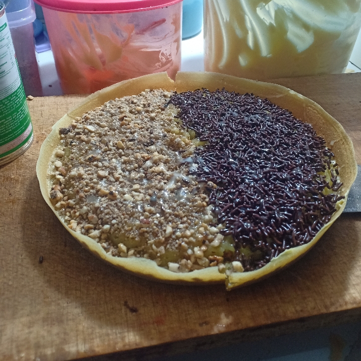 Martabak Kacang Coklat