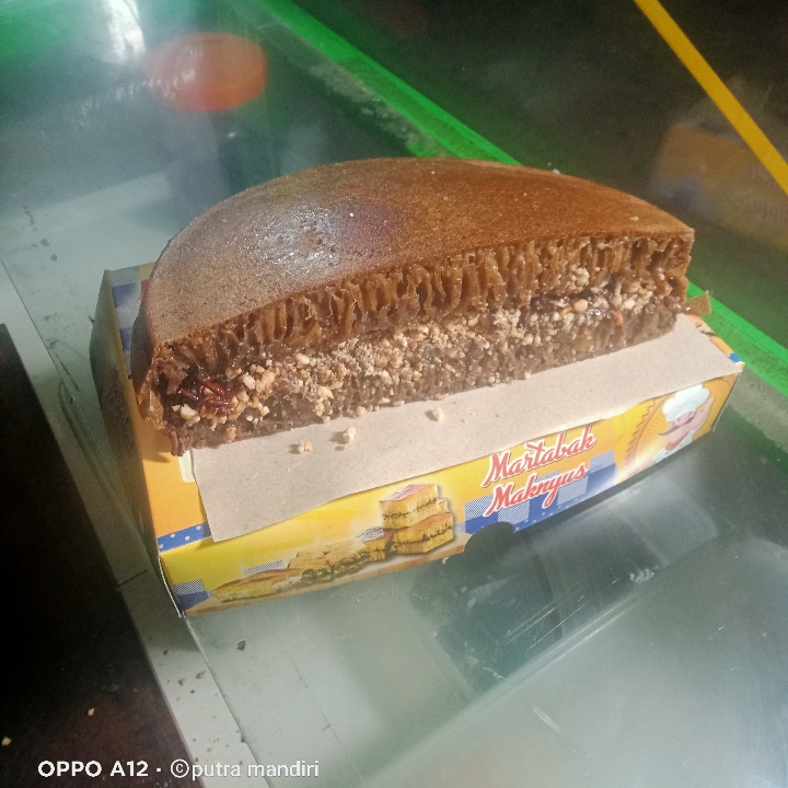 Martabak Kacang Coklat