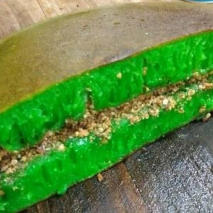 Martabak Kacang Susu Pandan