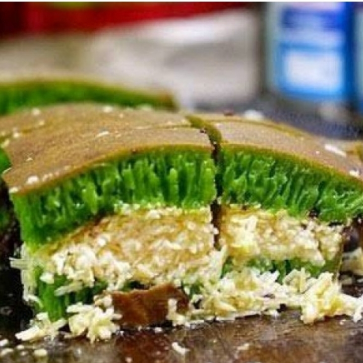 Martabak Keju Spesial Tiramisu Pandan 
