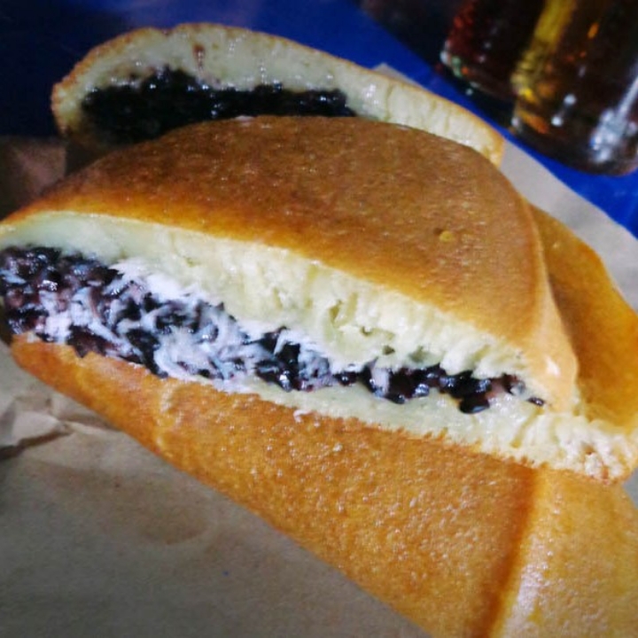 Martabak Ketan Hitam