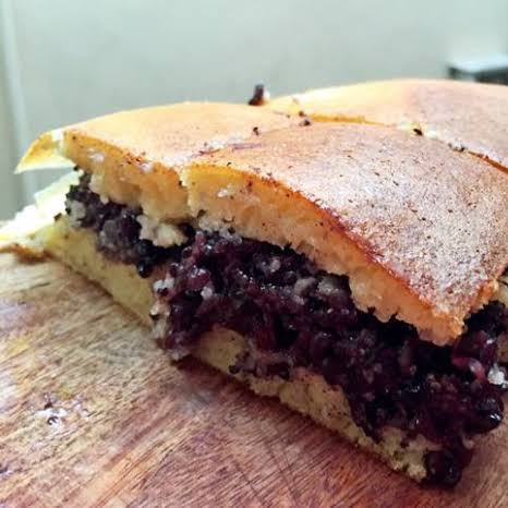 Martabak Ketan Hitam Doni