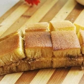 Martabak Manis Campur