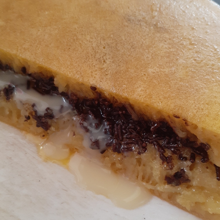 Martabak Manis Isi Coklat 