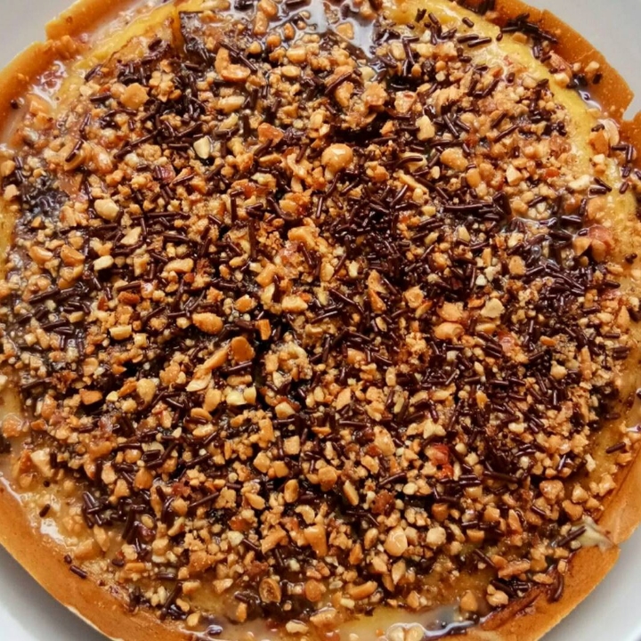 Martabak Manis Kacang Uk L