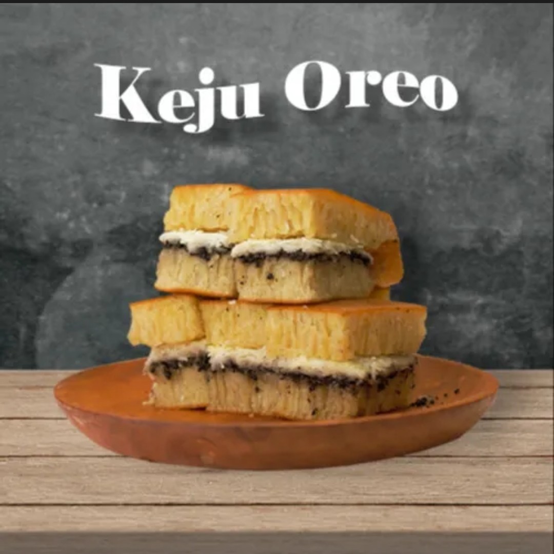 Martabak Manis Keju Oreo
