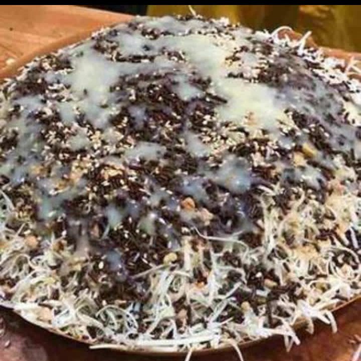 Martabak Manis Komplit