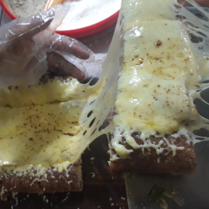 Martabak Mozzarella