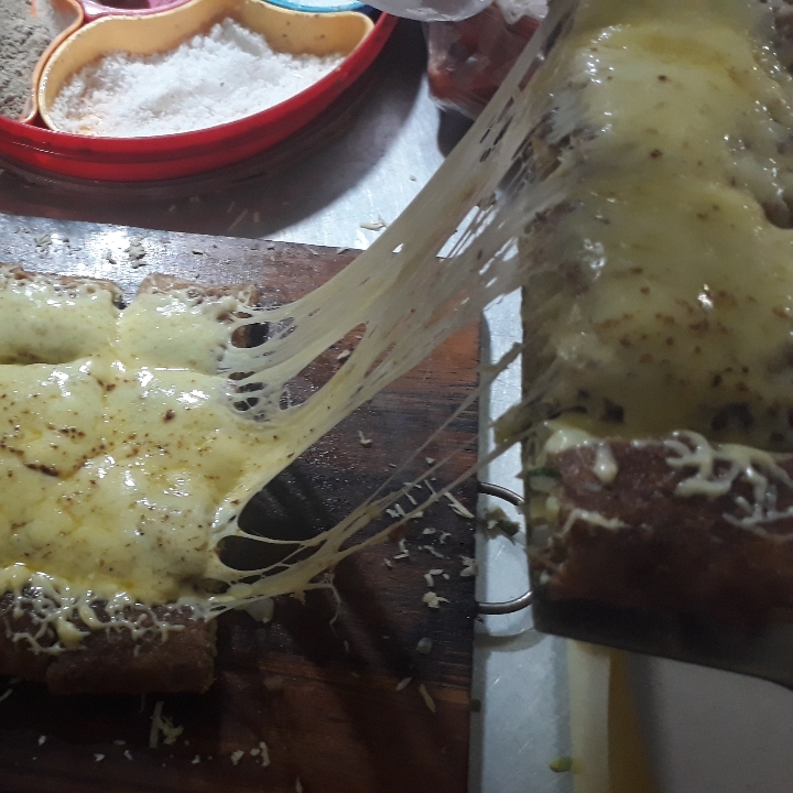 Martabak Mozzarella