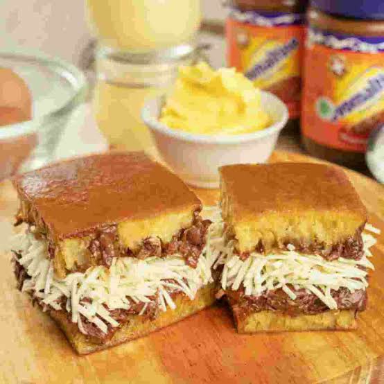 Martabak Ovaltine keju