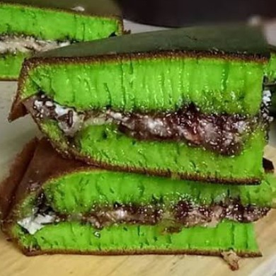 Martabak Pandan Keju Mesis Susu