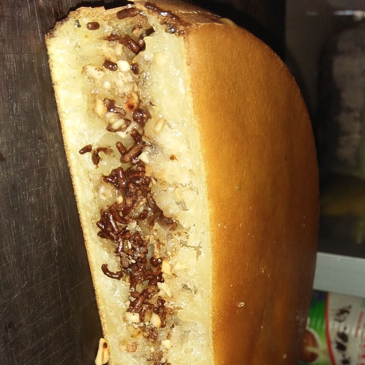 Martabak Rasa Kacang mesis  Susu