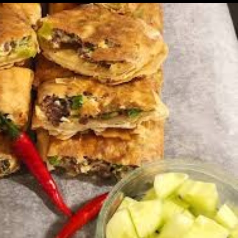 Martabak Telor Bebek Isi Daging 5 Telor Istimewa