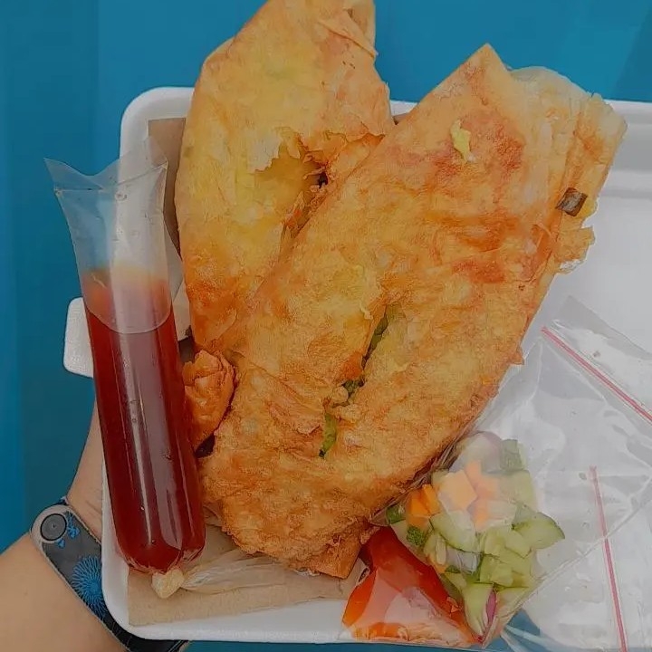 Martabak Telor Isi Sosis