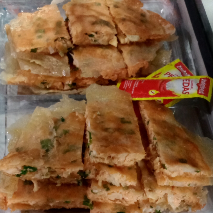 Martabak Telur Ayam Plus Daging Ayam