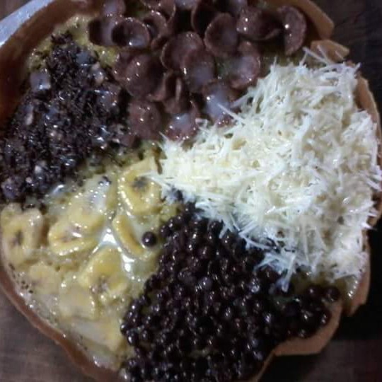 Martabak manis kombinasi 