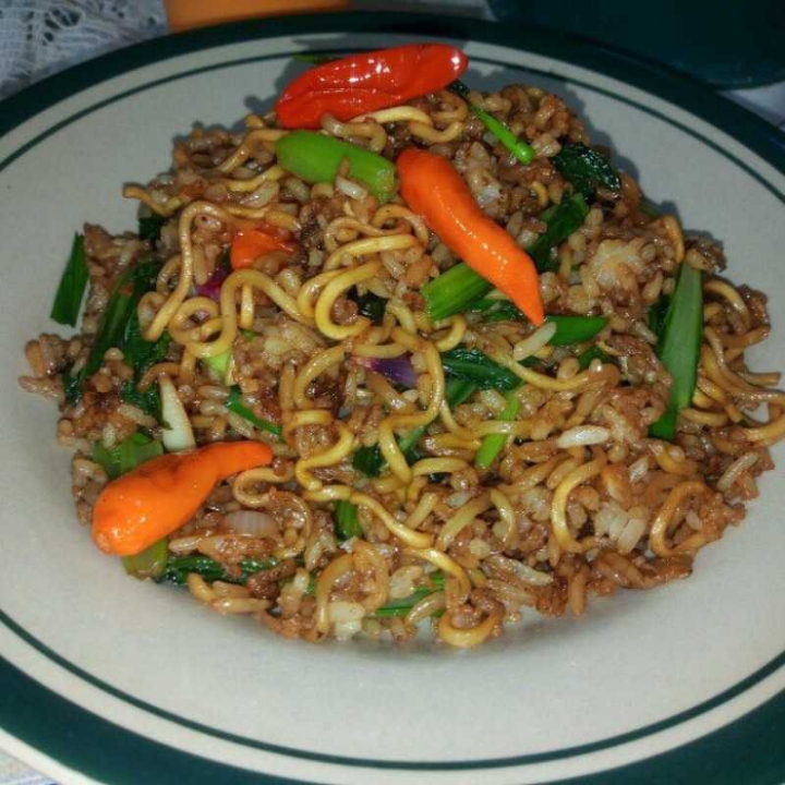 Mawut Caberawit Dan Telor