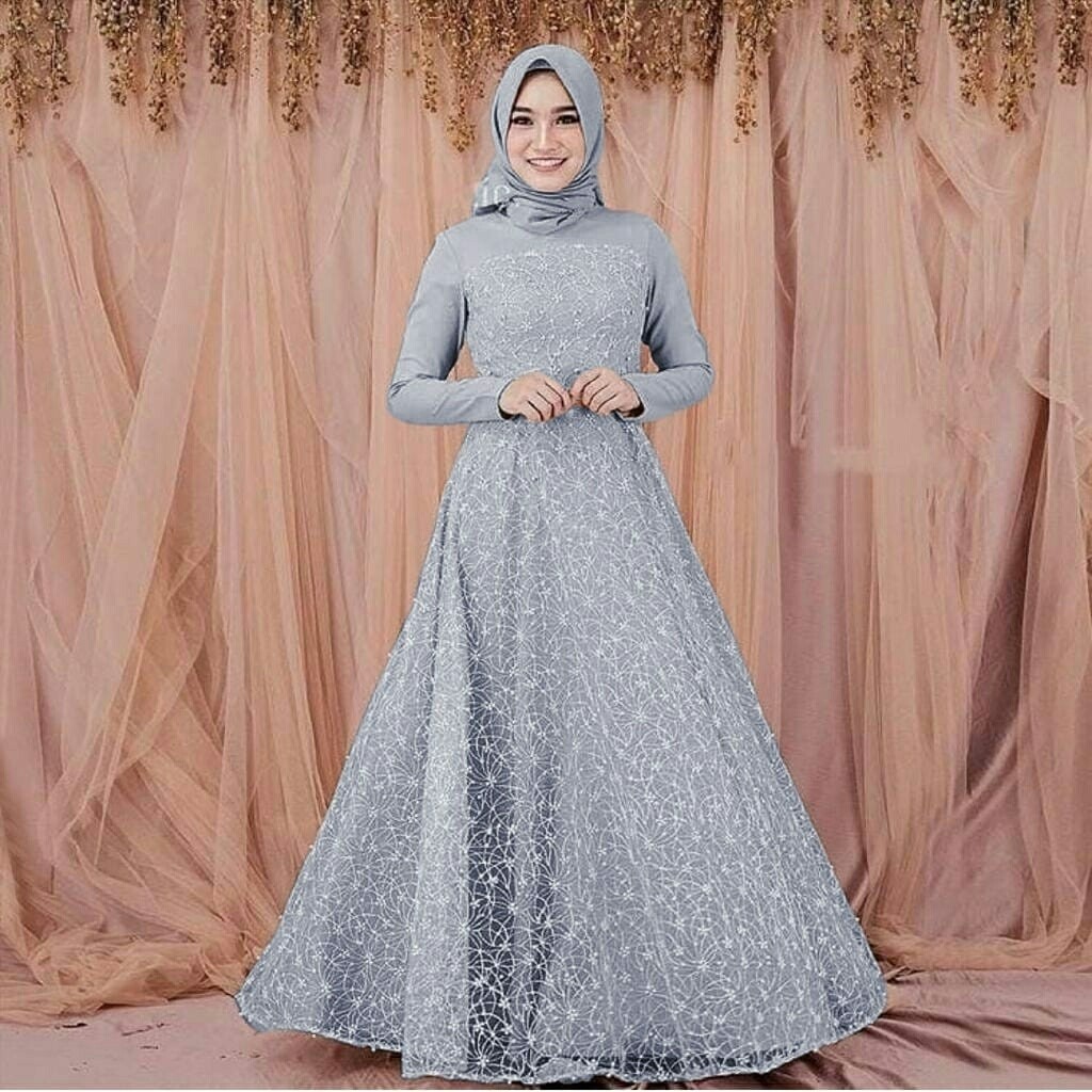 Maxy Theresia Grey