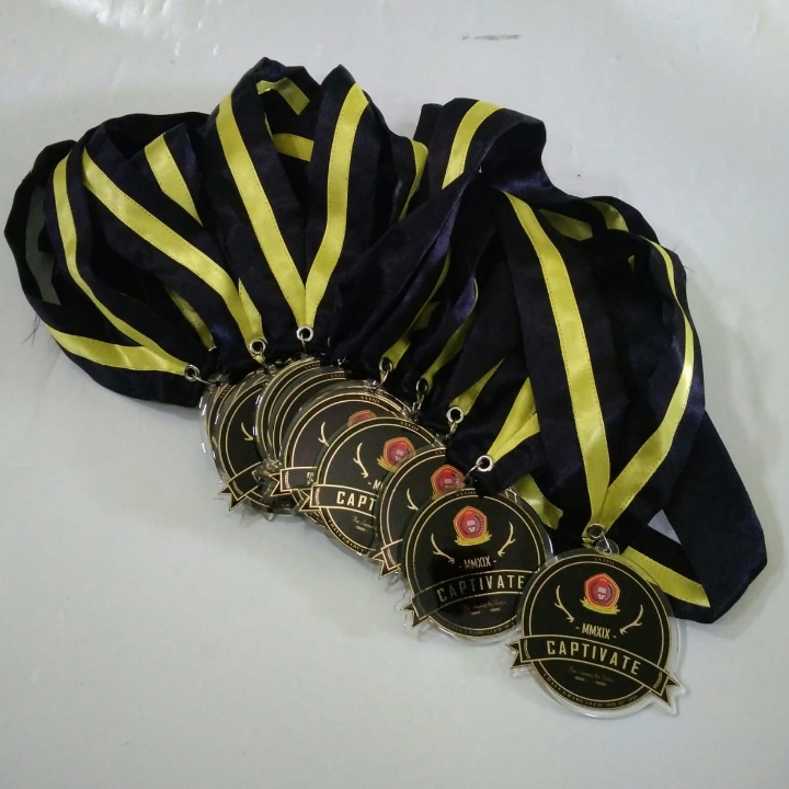 Medali Akrilik | Surabaya Akrilik