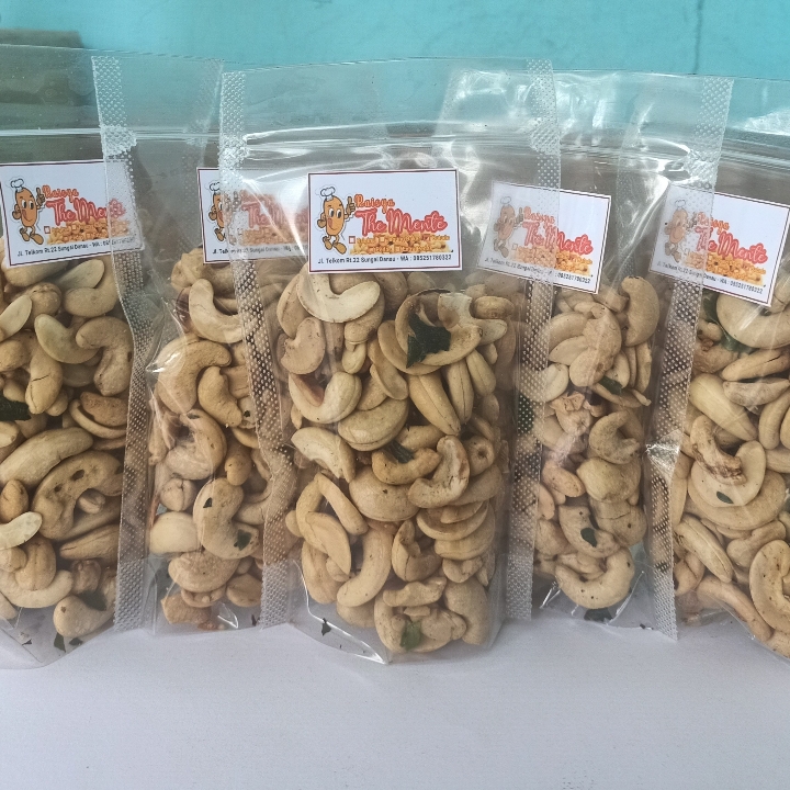 Kacang Mente Mateng Utuh
