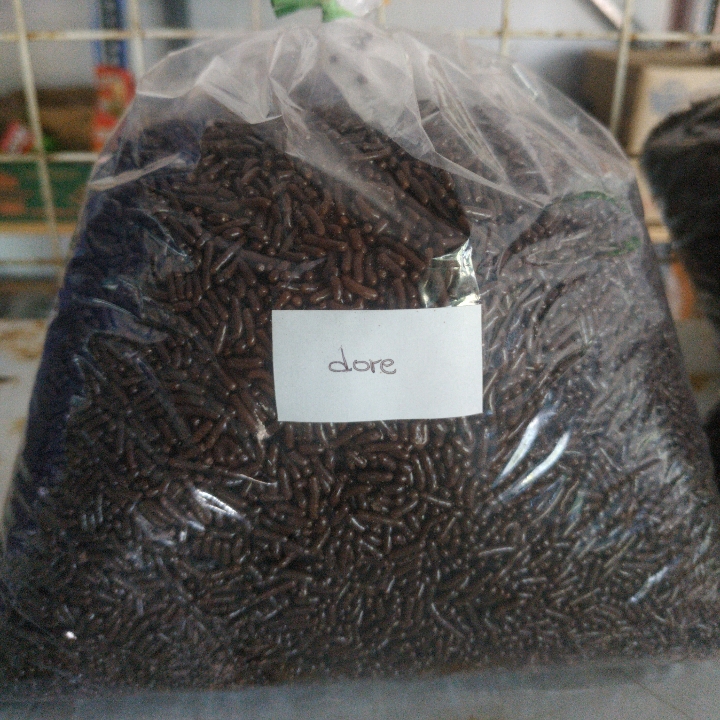 Meses Coklat Dore