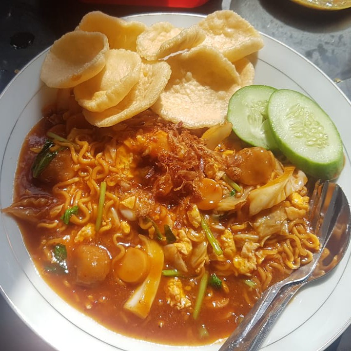 Mi Nyemek Tanpa Telur