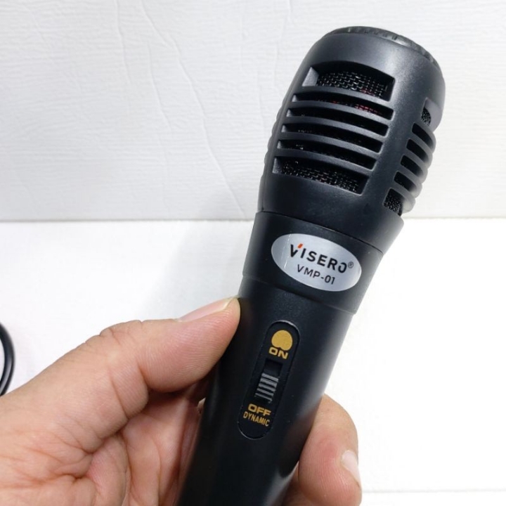Microphone 3