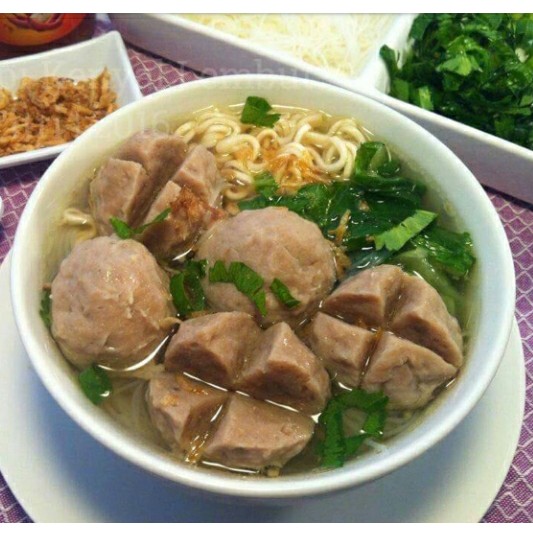 Mie Ayam Bakso Besar