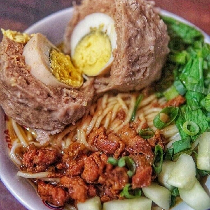 Mie Ayam Bakso Telur