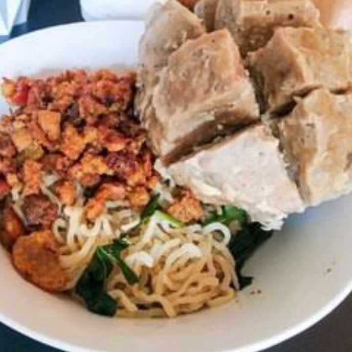 Mie Ayam Bakso Urat