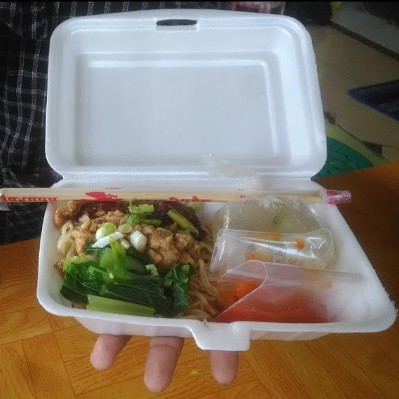 Mie Ayam Baso Pedas