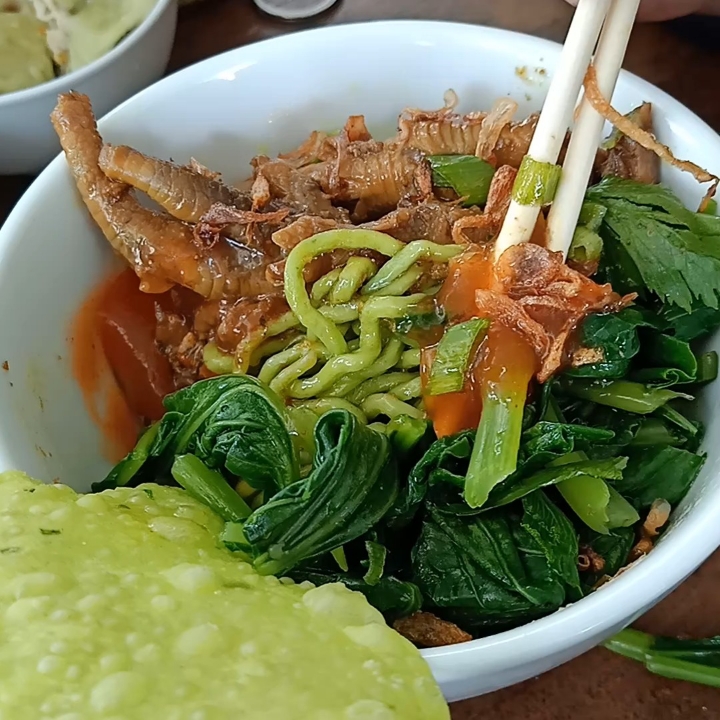 Mie Ayam Hijau HaDe