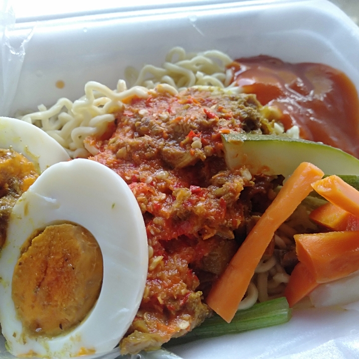 Mie Ayam Mamah Vio