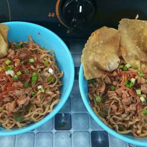 Mie Ayam Ngeselin