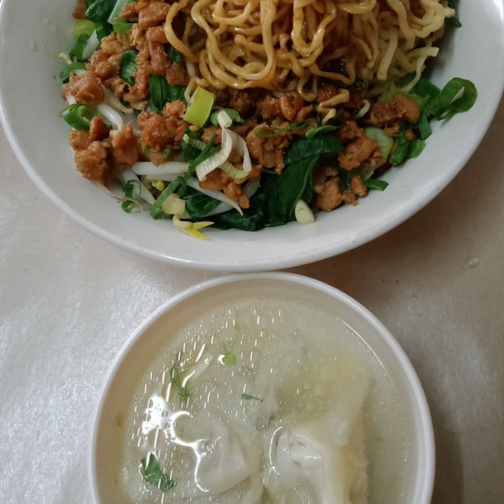 Mie Ayam Pangsit