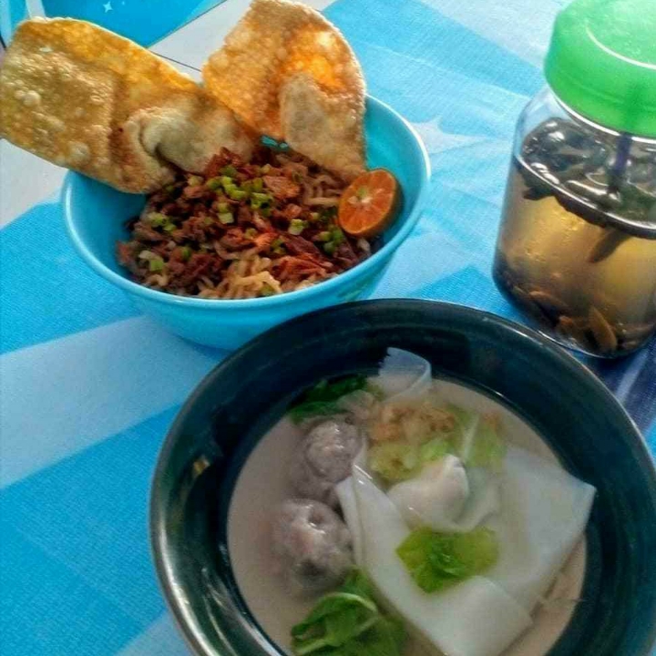 Mie Ayam Pangsit Bangka