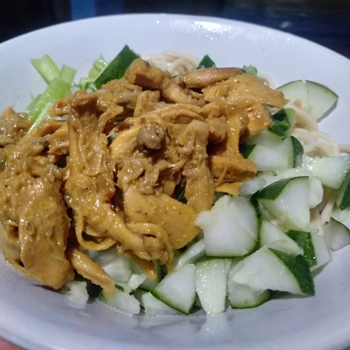 Mie Ayam Porsi Setenagah 