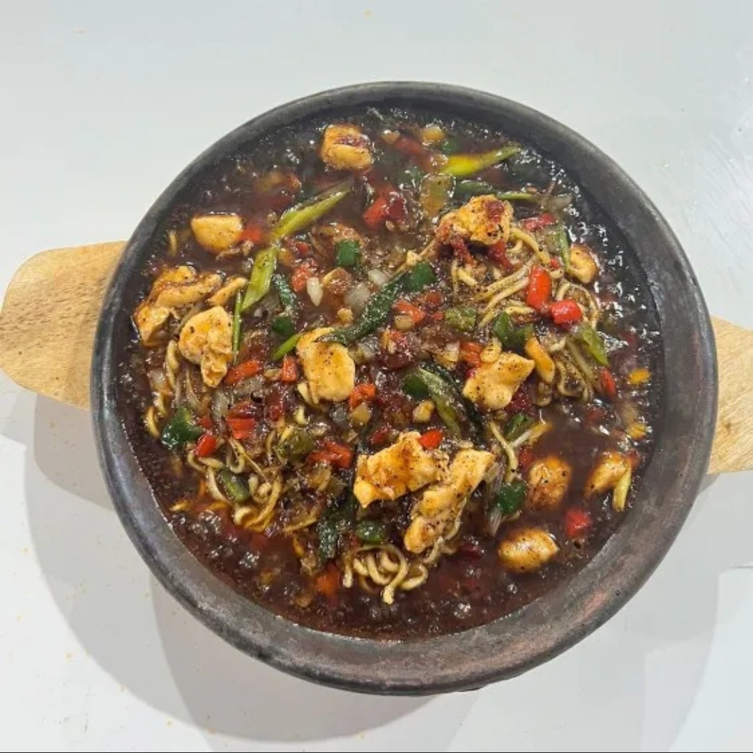 Mie Bakar Lada Hitam